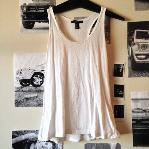 white tank