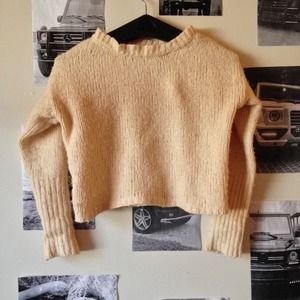 crop top cream sweater