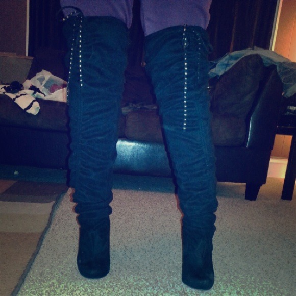 Thigh high cloth heels