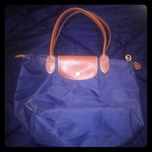 Small Longchamp Le Pilage