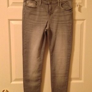 Price ✂️ Gap Gray Skinny Jeans Size 14