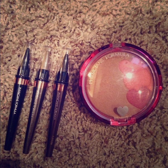 PHYSICIANS FORMULA Lot