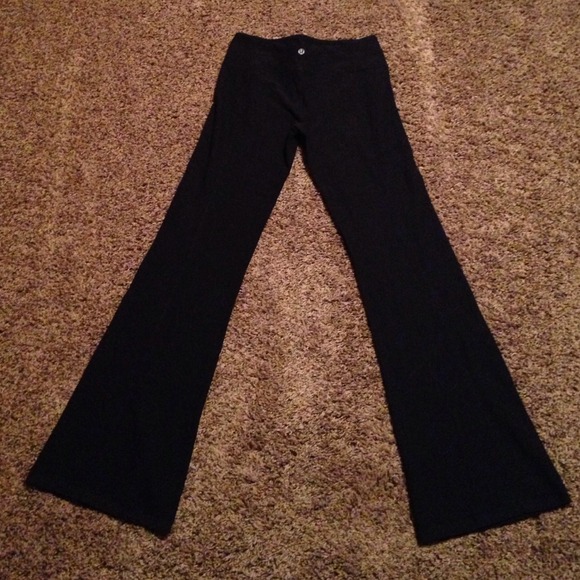🚫SOLD🚫 black lululemon yoga pants