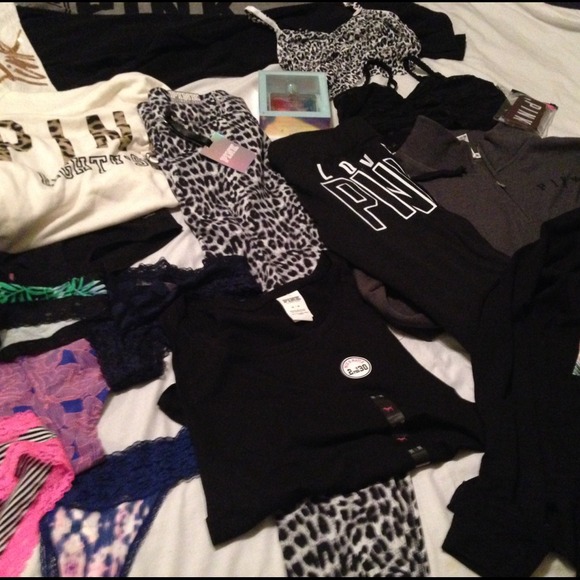 WENT SHOPPING😍 - Picture 2 of 3