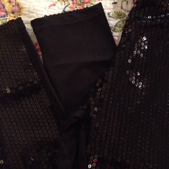 Black sequin leggings❌SOLD❌ - Picture 2 of 3