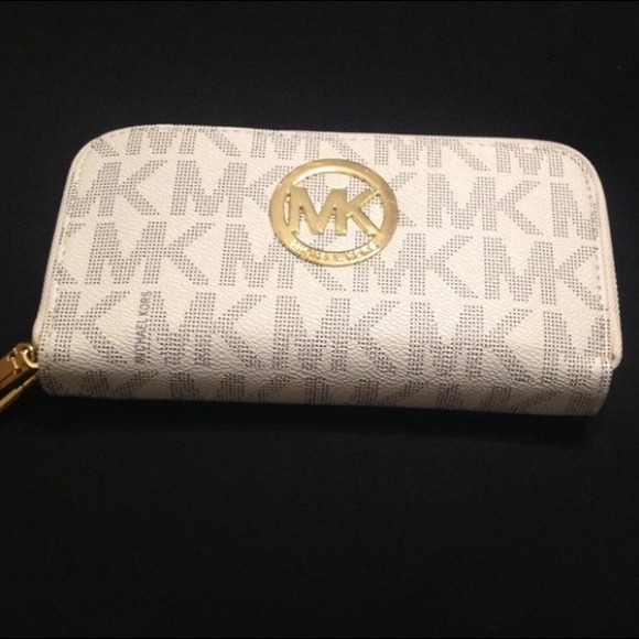 Mk checker wallet in good condition