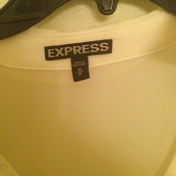 Express sheer shoulder top ❤️❤️ - Picture 2 of 3