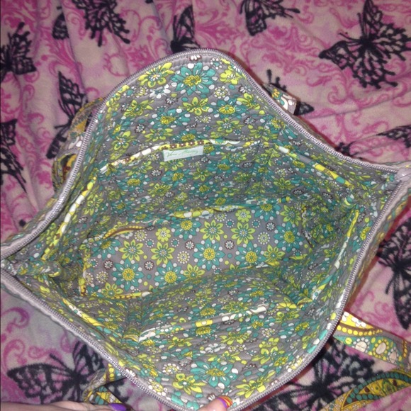 🔴SOLD🔴 Vera Bradley tote - Picture 3 of 3