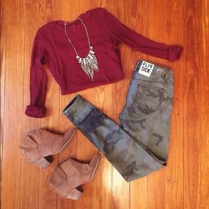 Reversible camo/black acid wash jeans