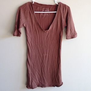 14 🅿️🅿️ Free People We the Free Brown Tee Shirt