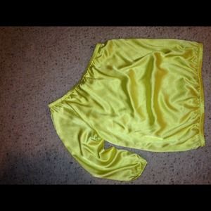 Sold!!!!One shoulder sleeveless top.