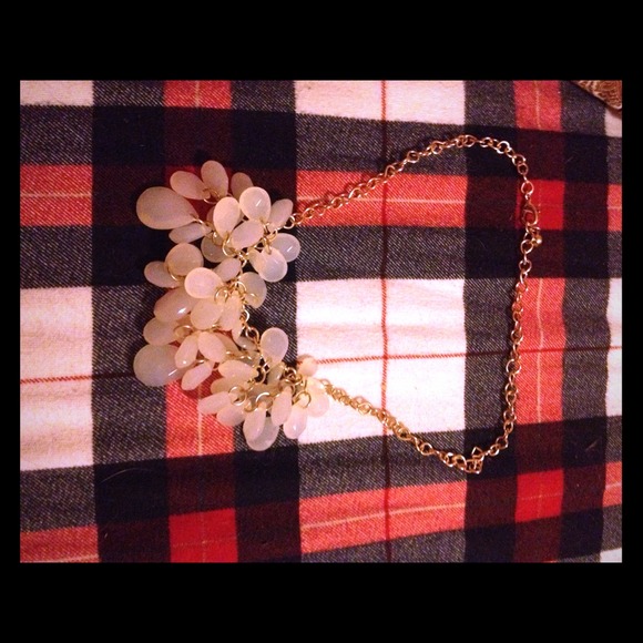 🎀SALE🎀 Cute necklace! Brand new without tags!