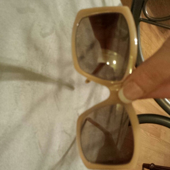 Sold bundled - Picture 3 of 4