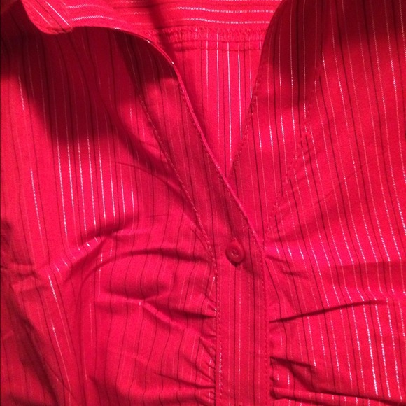 Button up - Picture 2 of 2