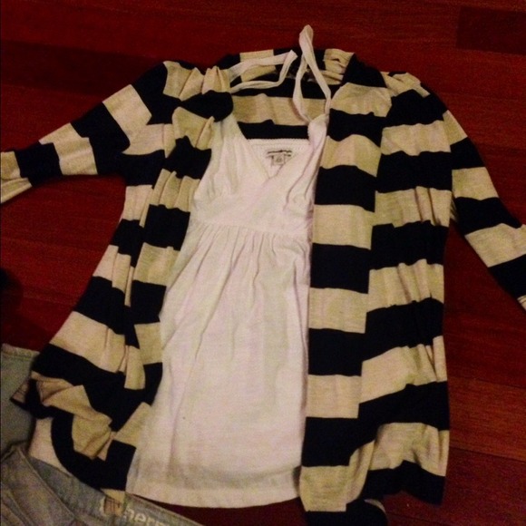 American Eagle stripped cardigan and white tank!