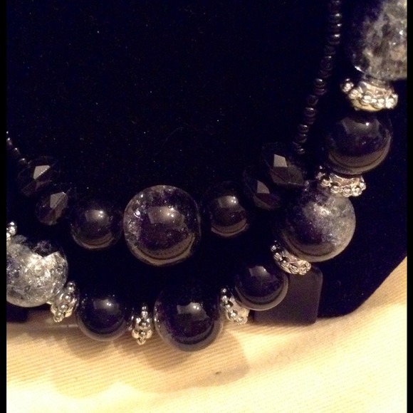 Necklace - Picture 2 of 3