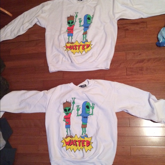 Wasted crew neck