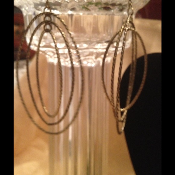 Earrings - Picture 2 of 2