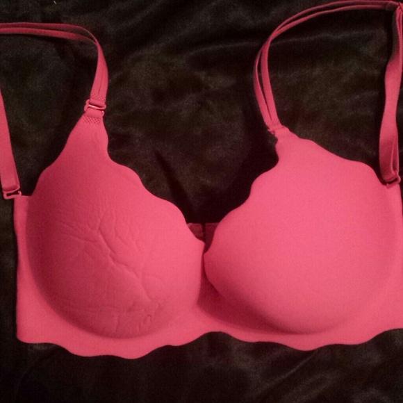 Victoria's secret bra