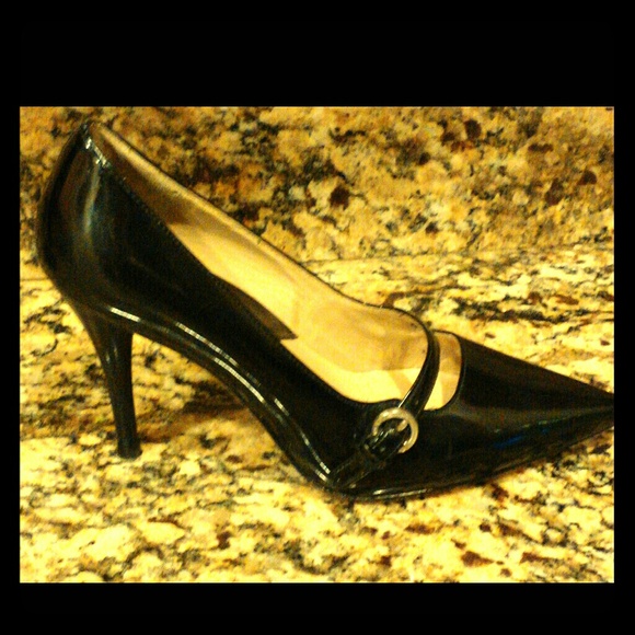 Michael Kors pump