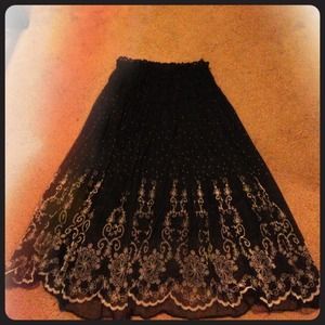 Black semi-maxishirt