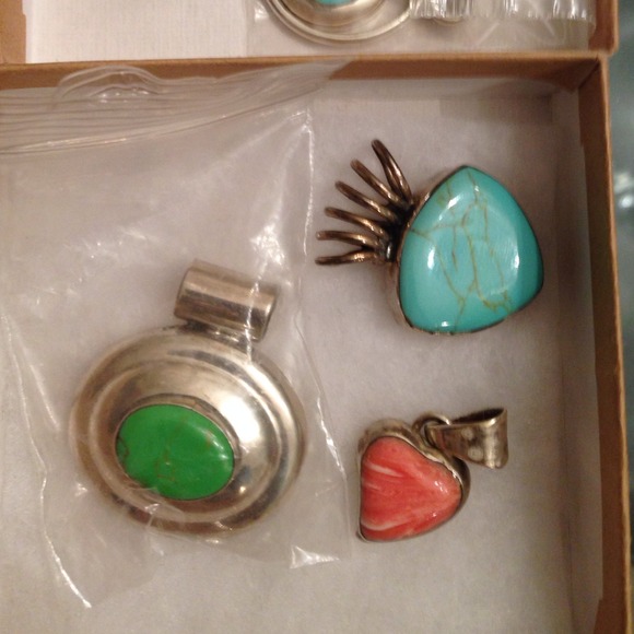 100% silver and turquoise or coral you choose - Picture 3 of 3