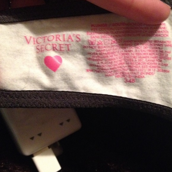 Victoria's Secret bra 34b - Picture 2 of 3