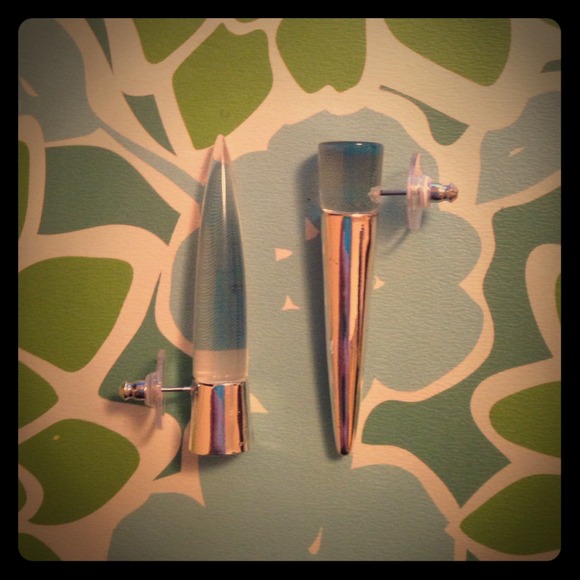 Jewelmint Spike earrings