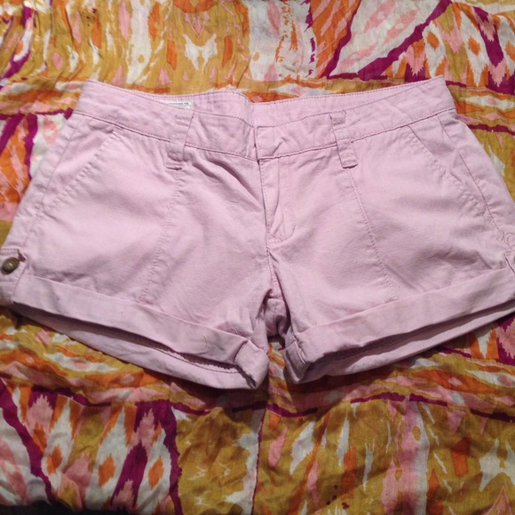 🎉 HOST PICK 3/2/14 🎉 Light pink shorts - Picture 2 of 4