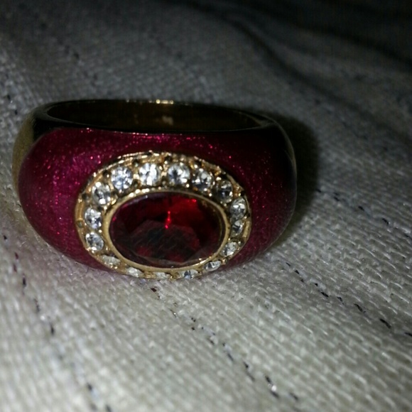 Ring - Picture 4 of 4