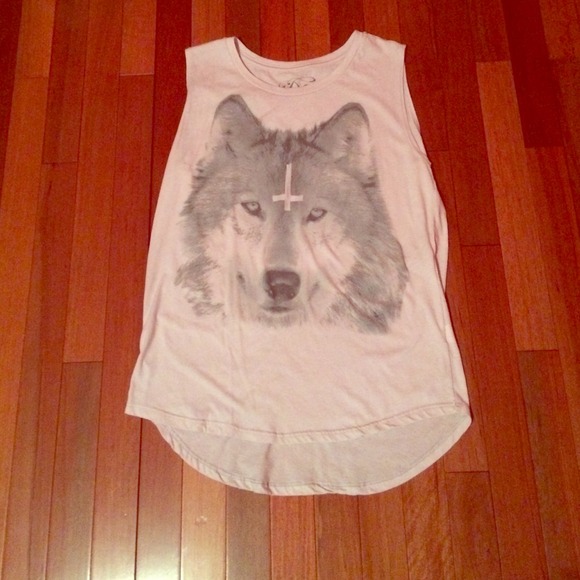 Wolf muscle tee