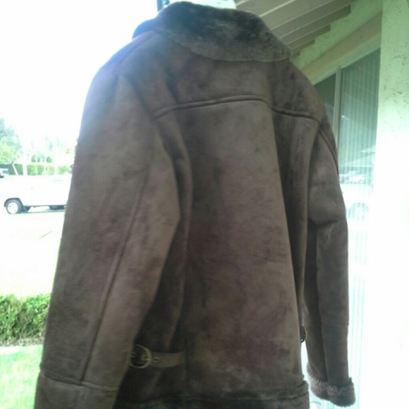 CHE-BELLA Large Zip up coat - Picture 2 of 4