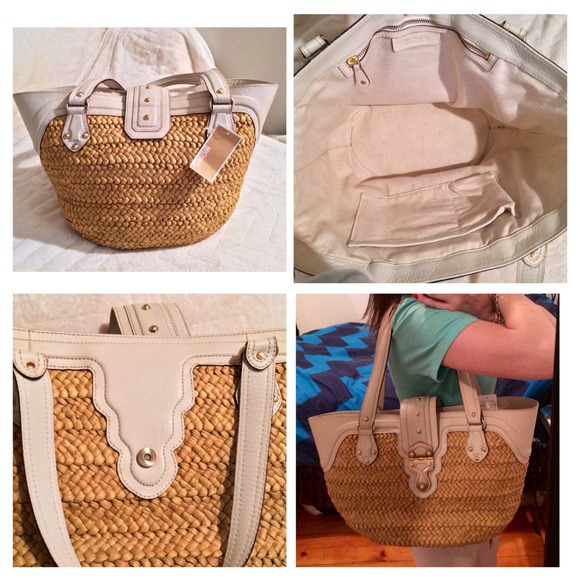 🎉🎉HOST PICK🎉🎉- MK Santorini LG Shopper. NWT - Picture 2 of 4