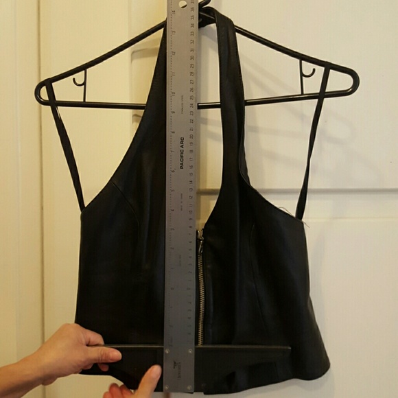 Leather vest *LOWER PRICE. MAKE ME A DEAL OR BUNDL