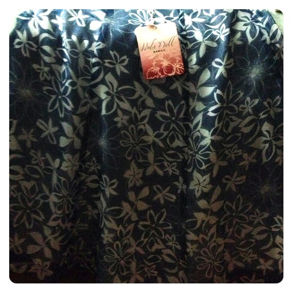 Hula Doll Hawaii Skirt, NWT!
