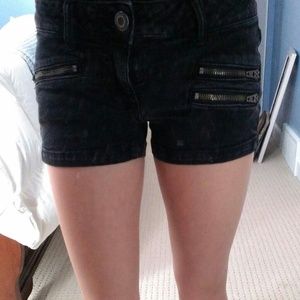 American eagle zipper shorts! Black