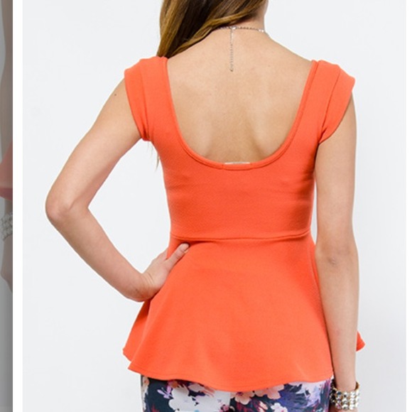 Coral peplum top - Picture 2 of 2