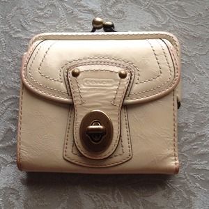 Coach wallet authentic