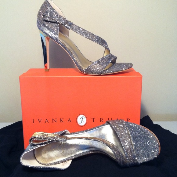 Ivanka Trump Cecily3 Shoe - Picture 3 of 3
