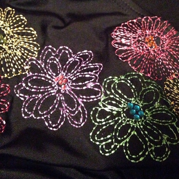 Top! - Picture 2 of 4