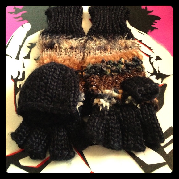 Long Fingerless Gloves ⛄️