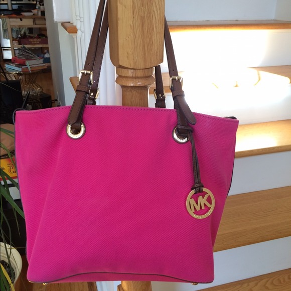 Gorgeous authentic pink Michael Kors canvas tote