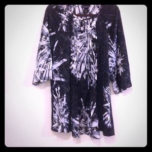 Black, Gray White -shirt-sold in bundle to Tojolly