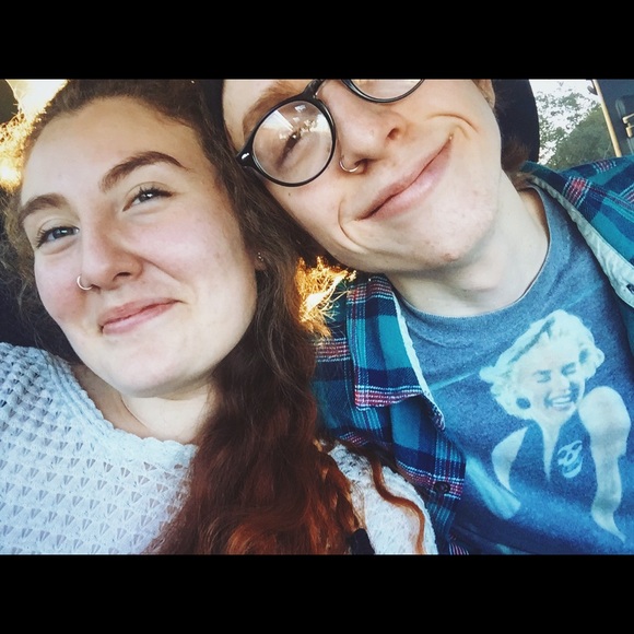 🌻🌻MEET YOUR SELLER🌻🌻 - Picture 4 of 5