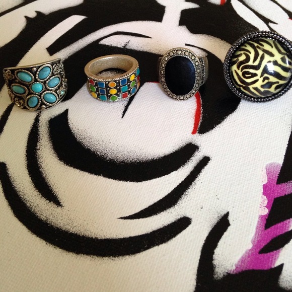 4 Rings ๐ - Picture 3 of 3