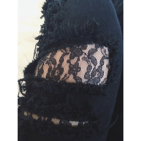 SOLD 🚫 LF CARMAR black skinny jeans