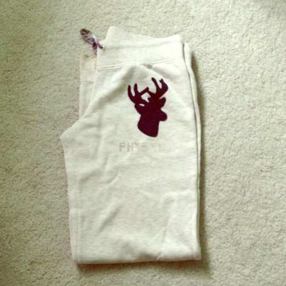 No boundaries sweat pants!