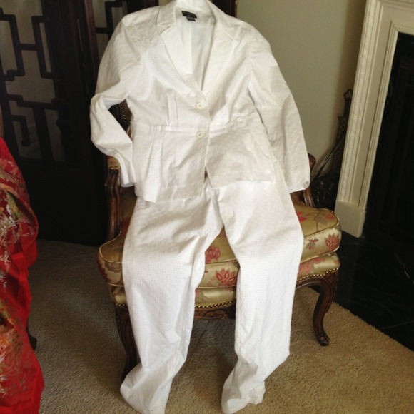 Doncaster white eyelet suit
