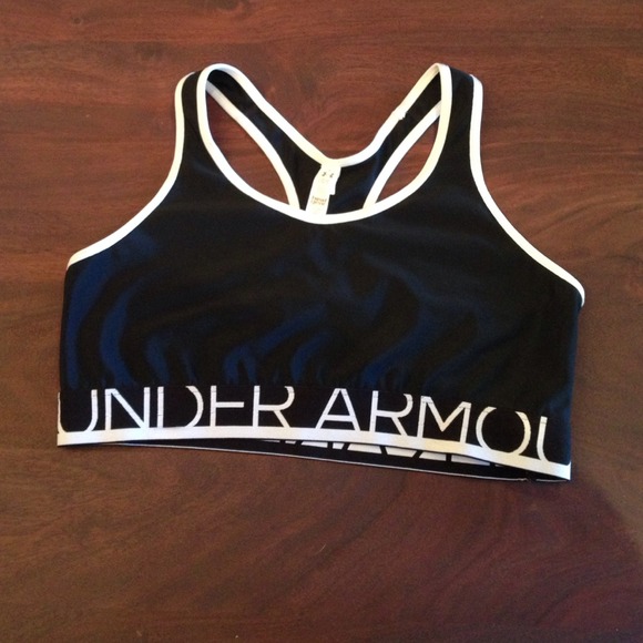 Under Armour Sports Bra NWOT