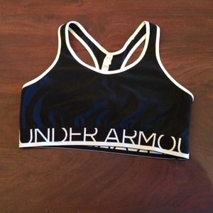 Under Armour Sports Bra NWOT